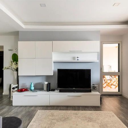 Lovely 1-Bedroom Apartment With Parking Ocean View Фуншал Экстерьер фото