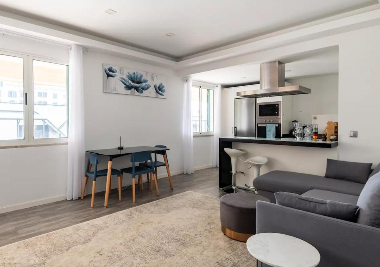 Lovely 1-Bedroom Apartment With Parking Ocean View Фуншал Экстерьер фото